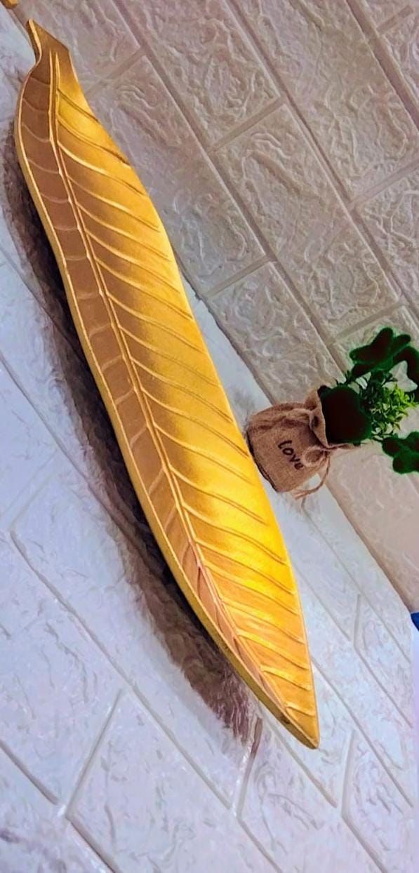 Nordic Decorative Trays Serving Shapes Pineapple Leaf Gold Jewelry Pallet Fruit Snacks Table Dishes Decoration Storage Organizer - Each